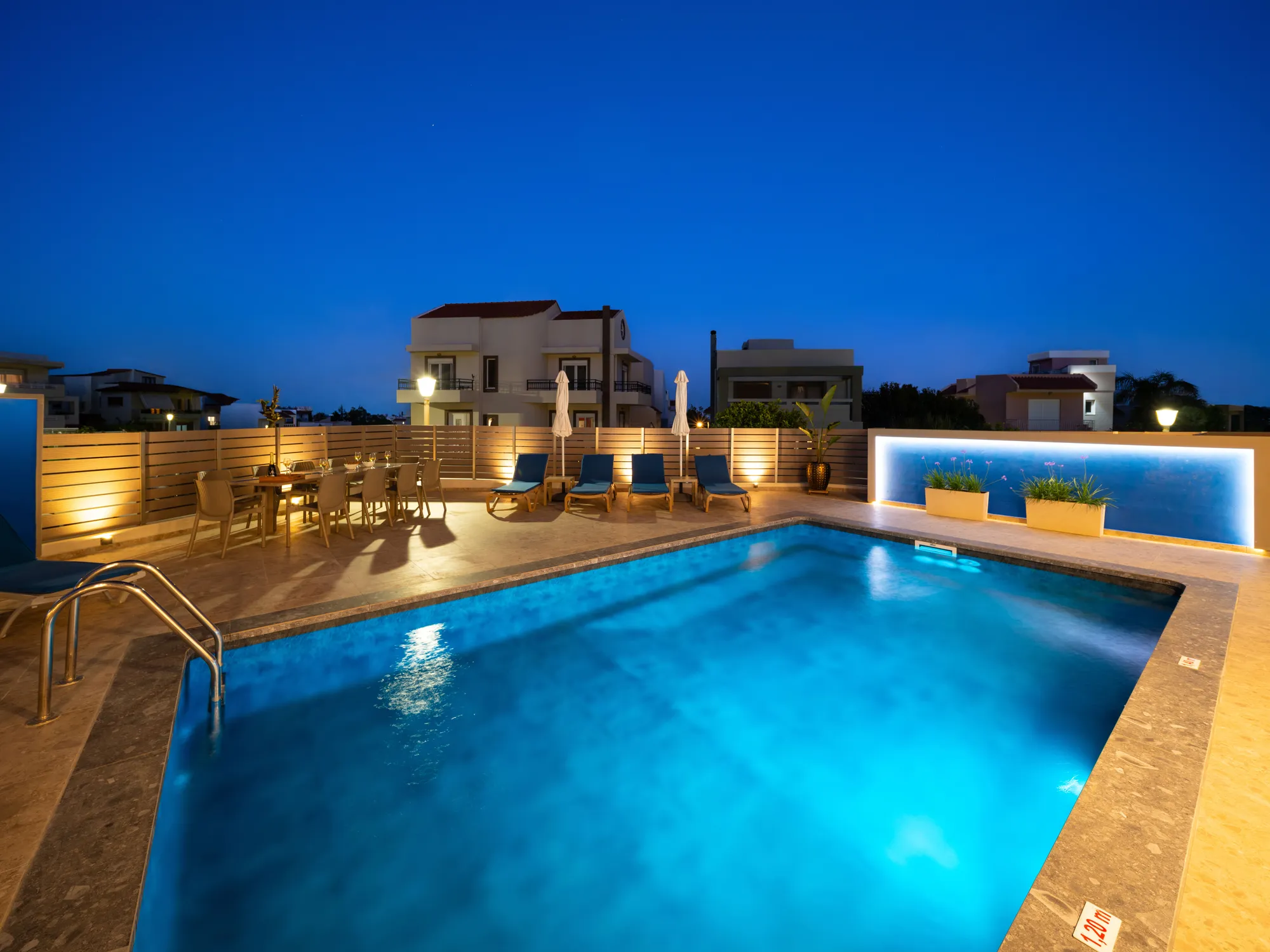 Lumina Villa