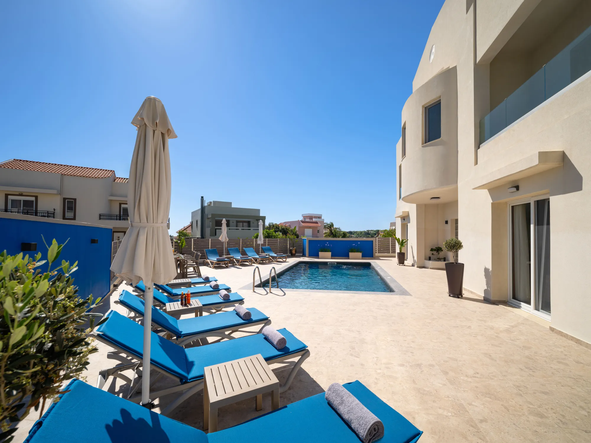 Lumina Villa